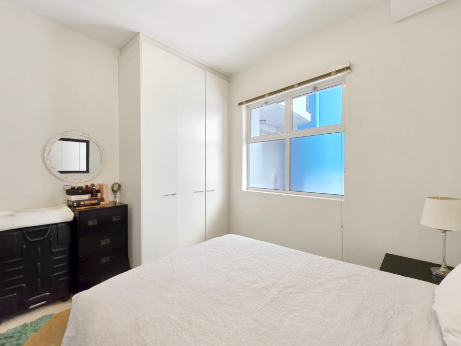 To Let 1 Bedroom Property for Rent in Gardens Western Cape